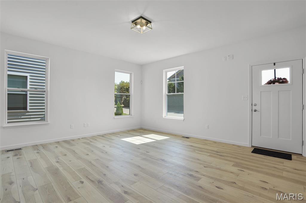 7119 Trainor Place Property Photo 4