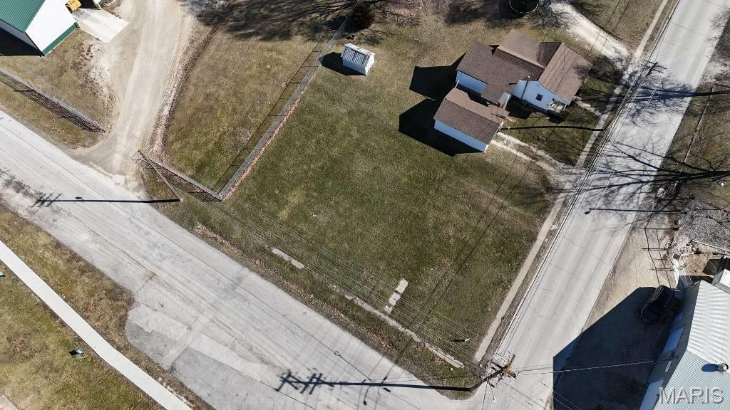 106 E Benson Street Property Photo 2