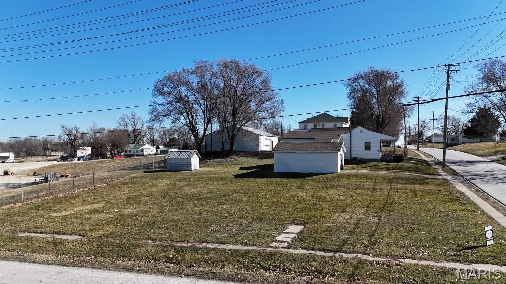 106 E Benson Street Property Photo 3