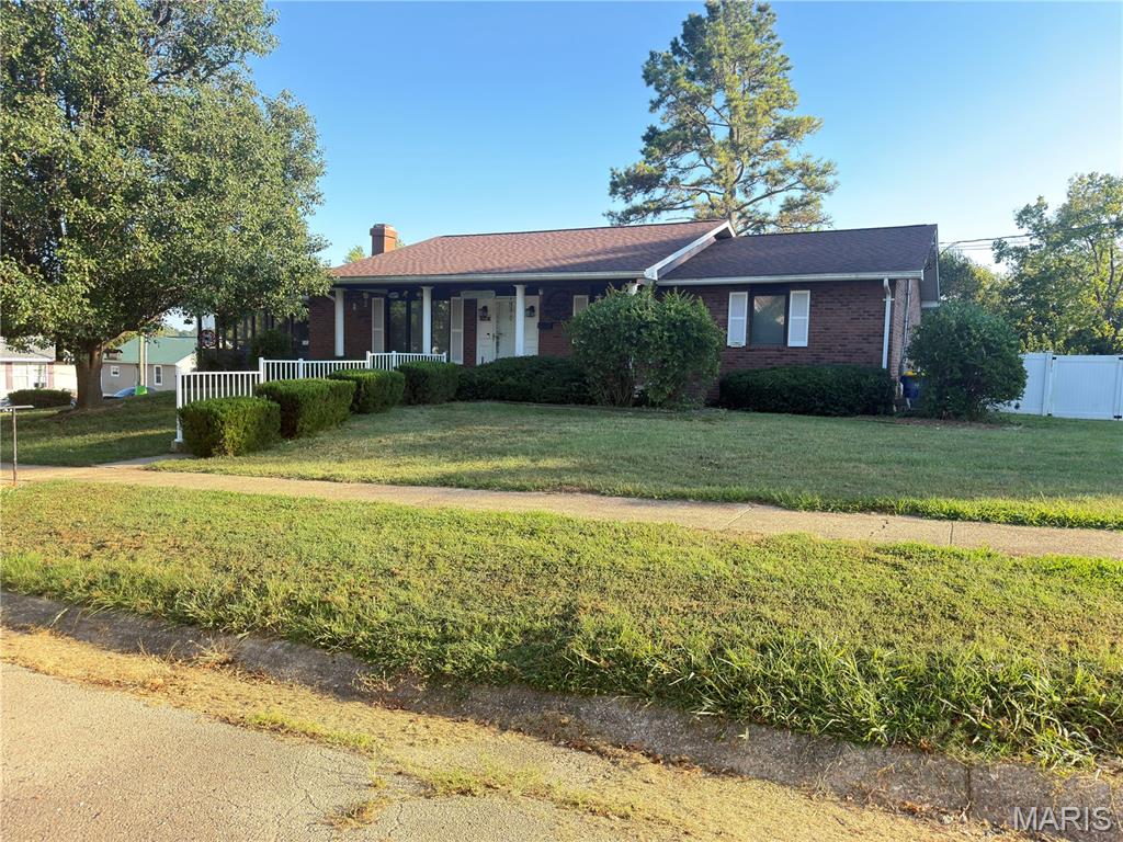 319 Jefferson Street Property Photo 1