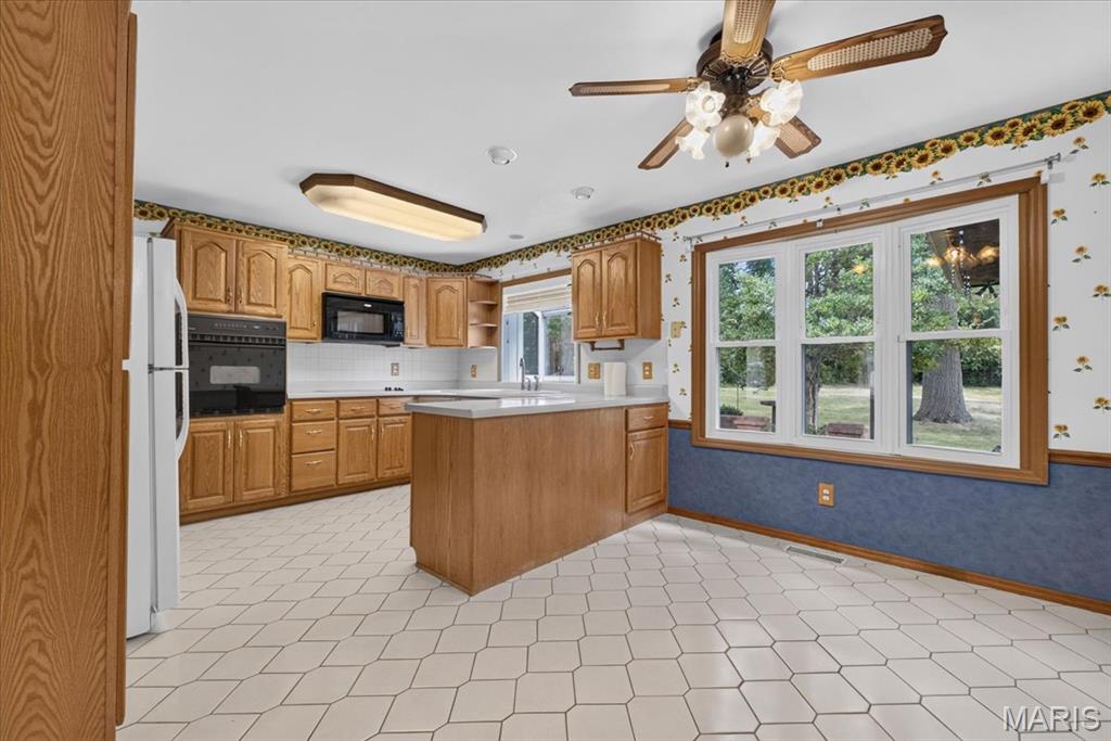 3822 Baville Court Property Photo 10