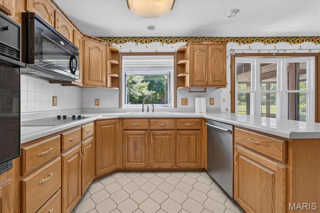 3822 Baville Court Property Photo 12
