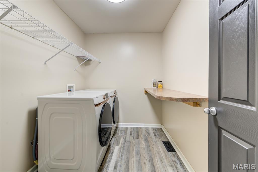 691 Berrywine Lane Property Photo 25