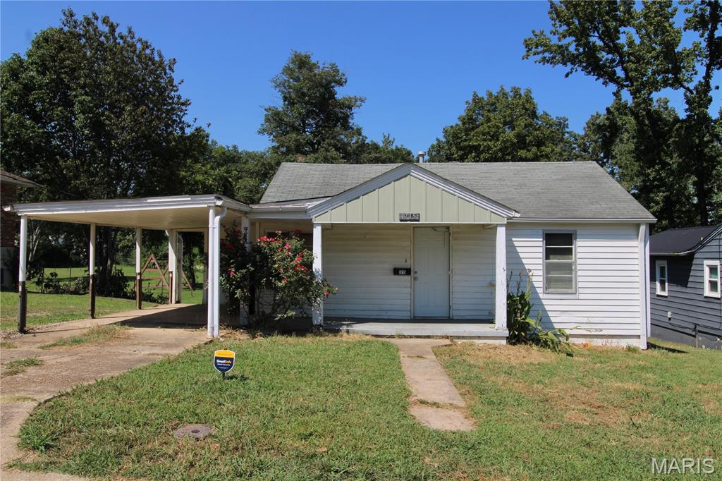 1715 Robert Street Property Photo 1