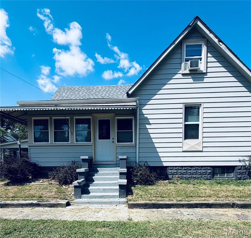 407 NW 6th St