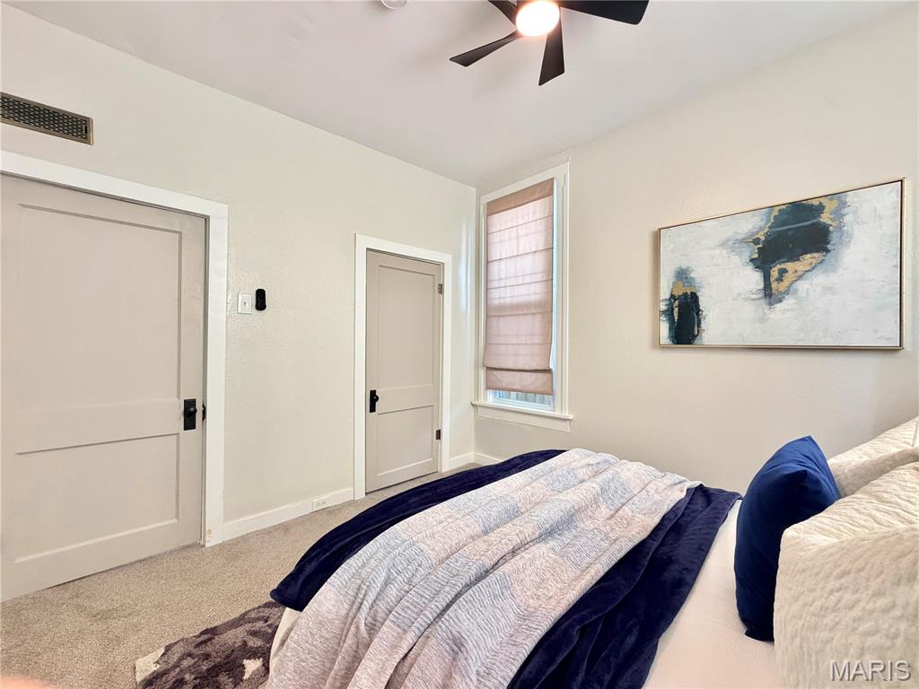 421 Wolf Street Property Photo 18