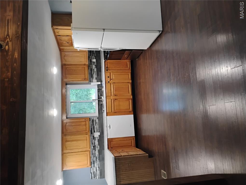 13605 County Road 2190 Property Photo 4