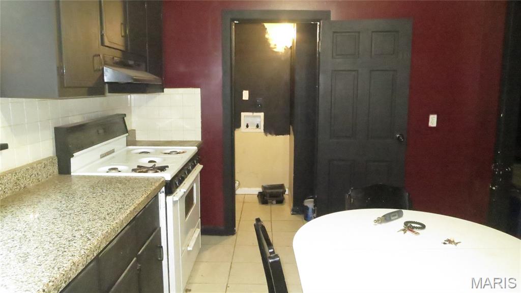 2315 Brown Street Property Photo 12