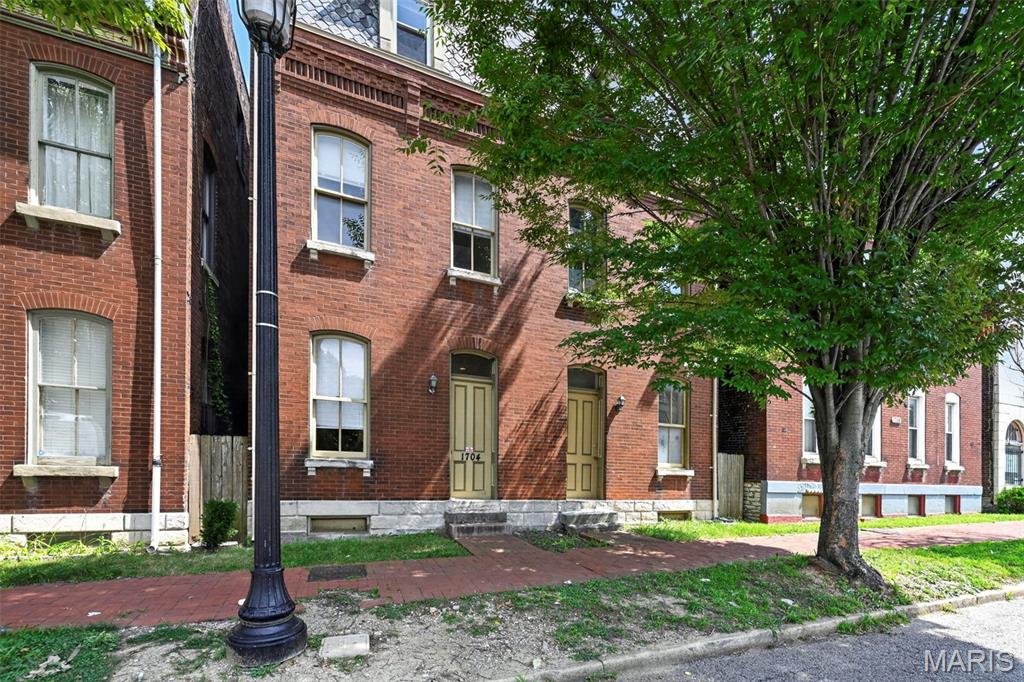 1704 S Tucker Boulevard Property Photo 1