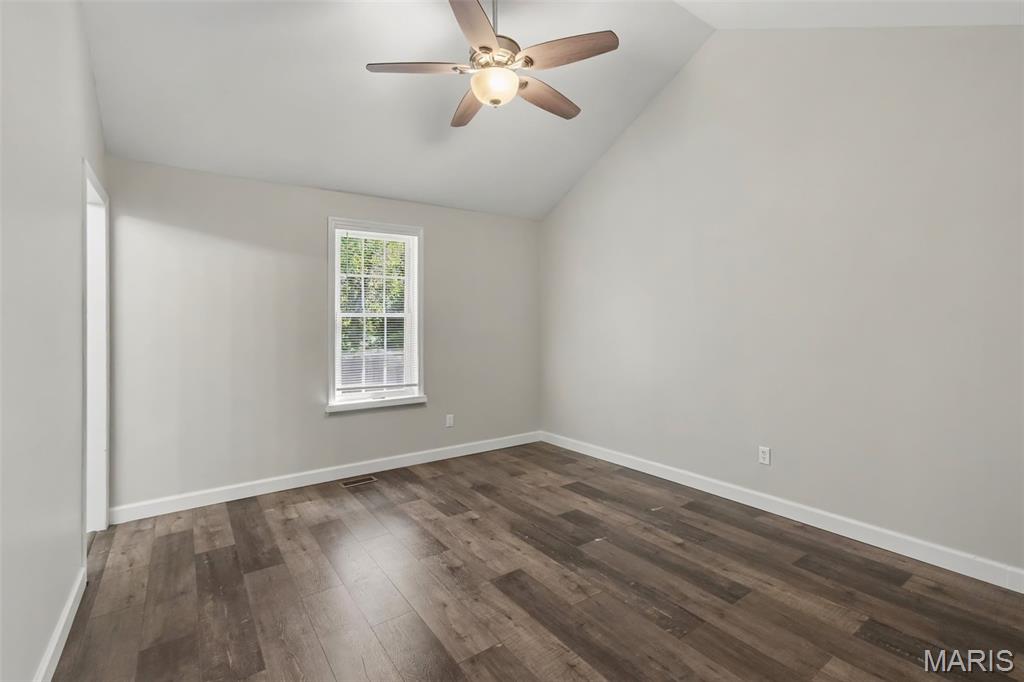 202 Barrington Drive Property Photo 11