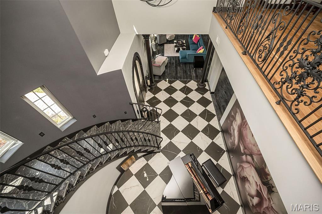 604 Glyn Cagny Property Photo 45