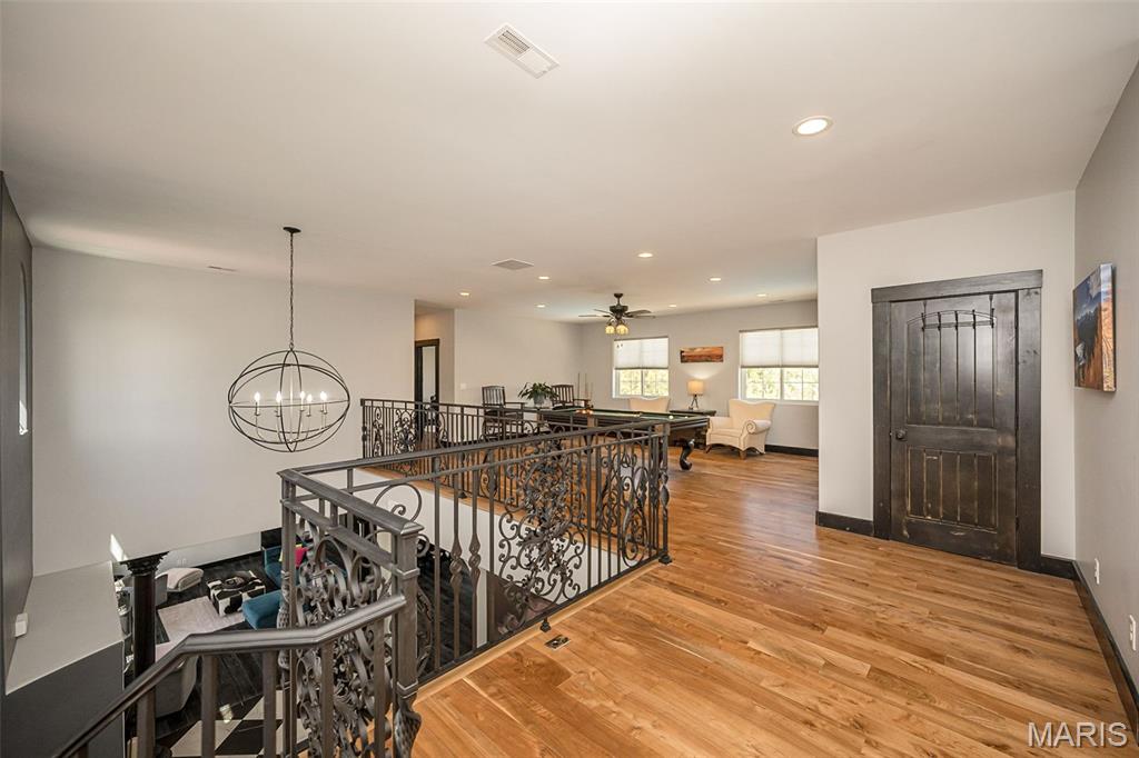 604 Glyn Cagny Property Photo 50