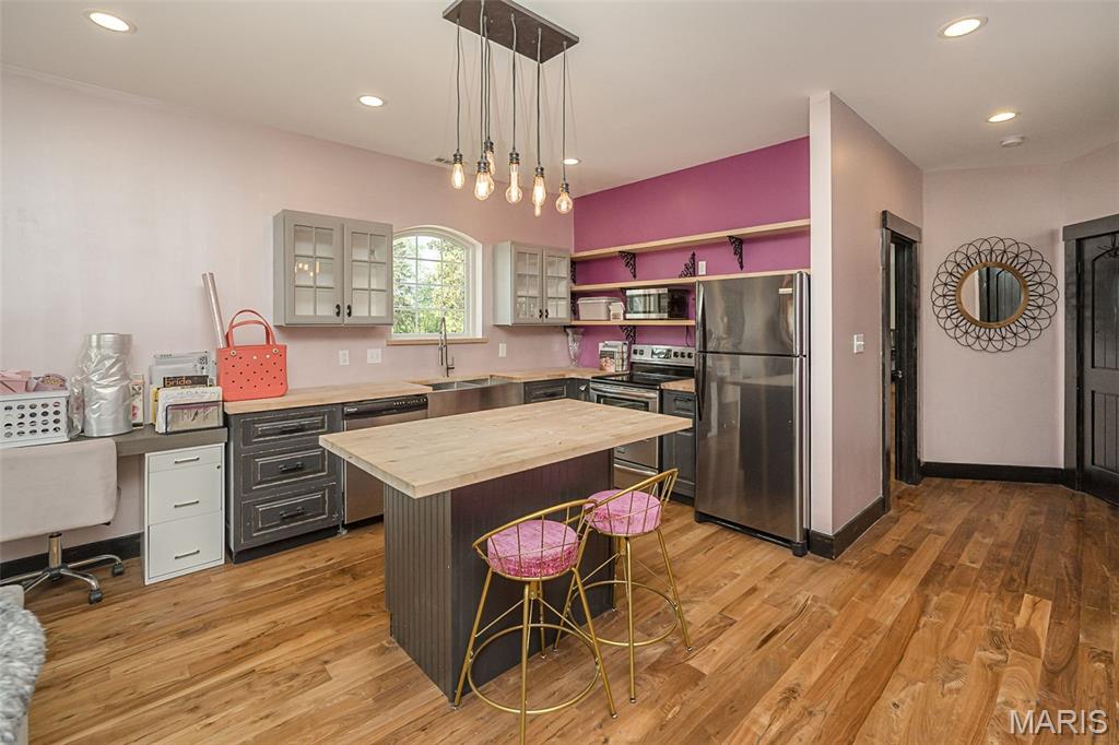 604 Glyn Cagny Property Photo 67