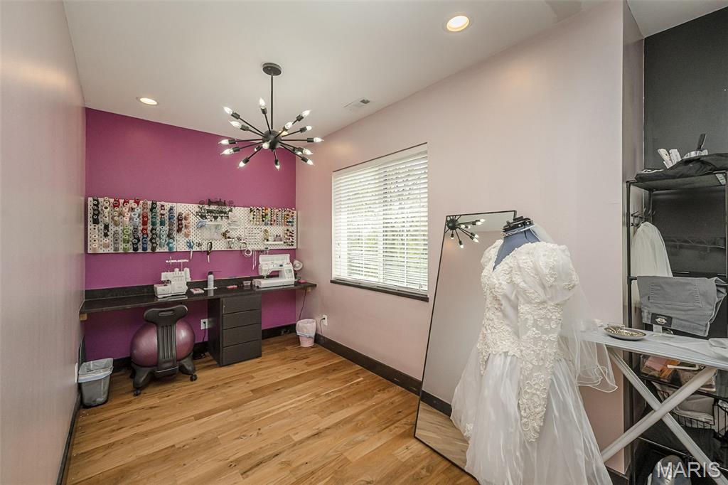 604 Glyn Cagny Property Photo 73