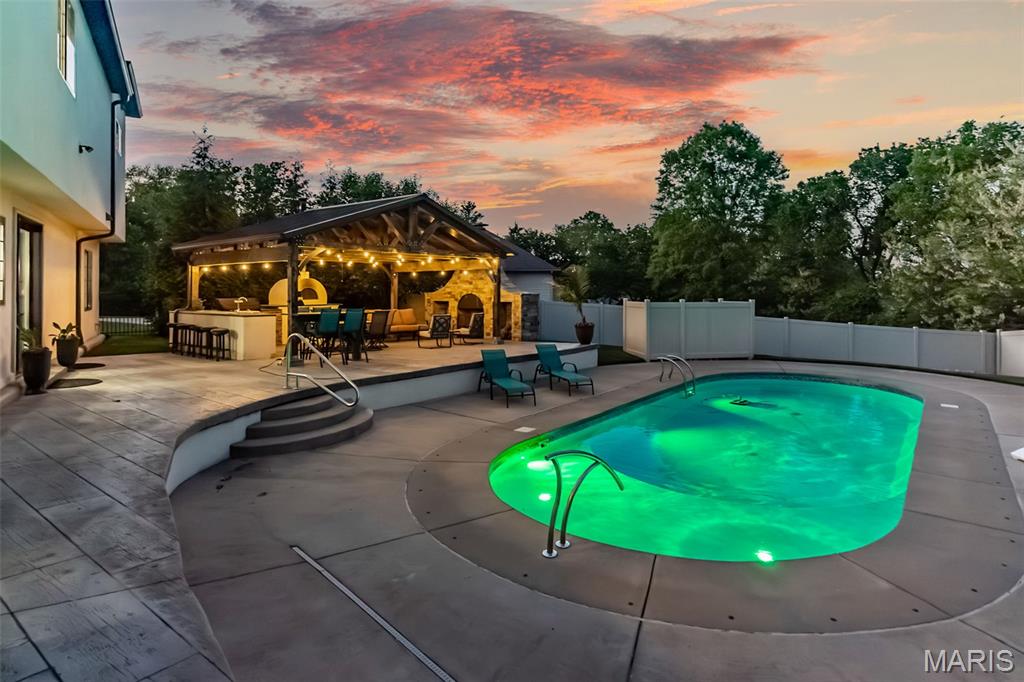 604 Glyn Cagny Property Photo 79
