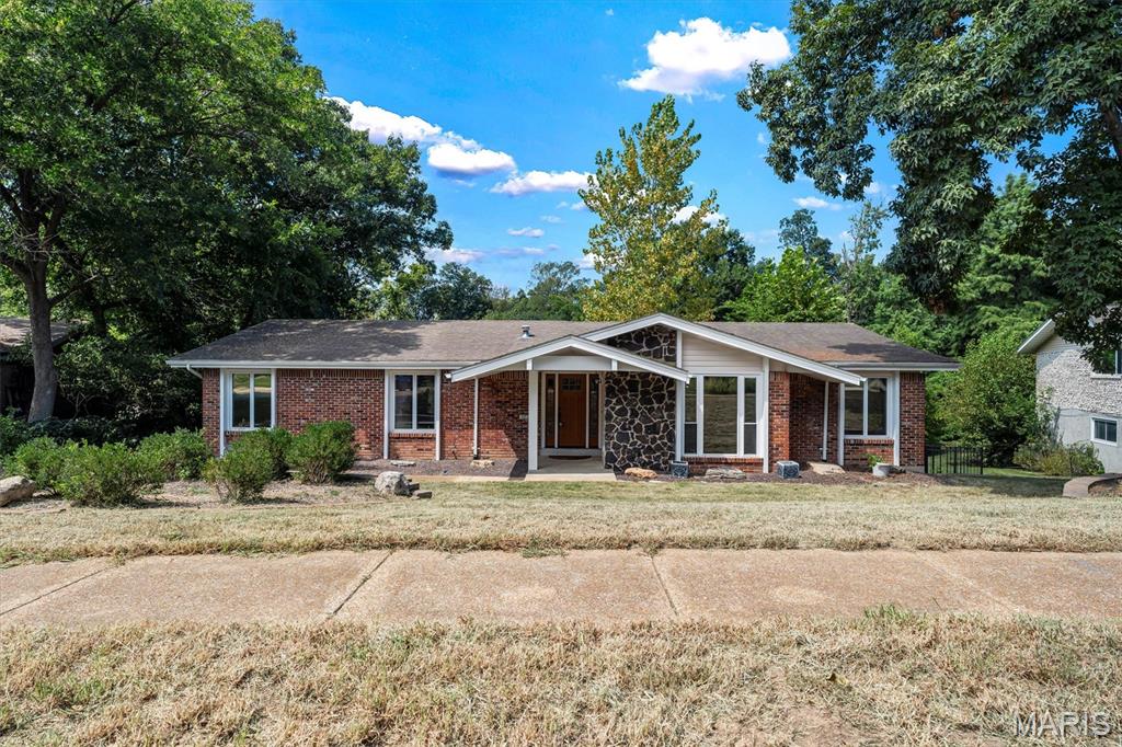 605 Forrester Drive Property Photo 1