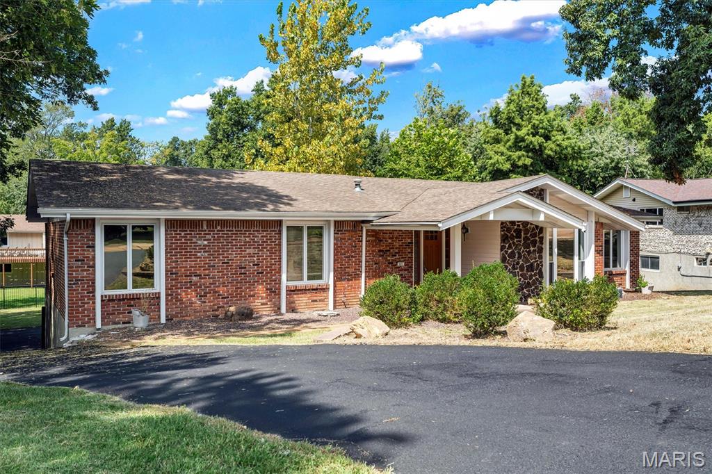 605 Forrester Drive Property Photo 2