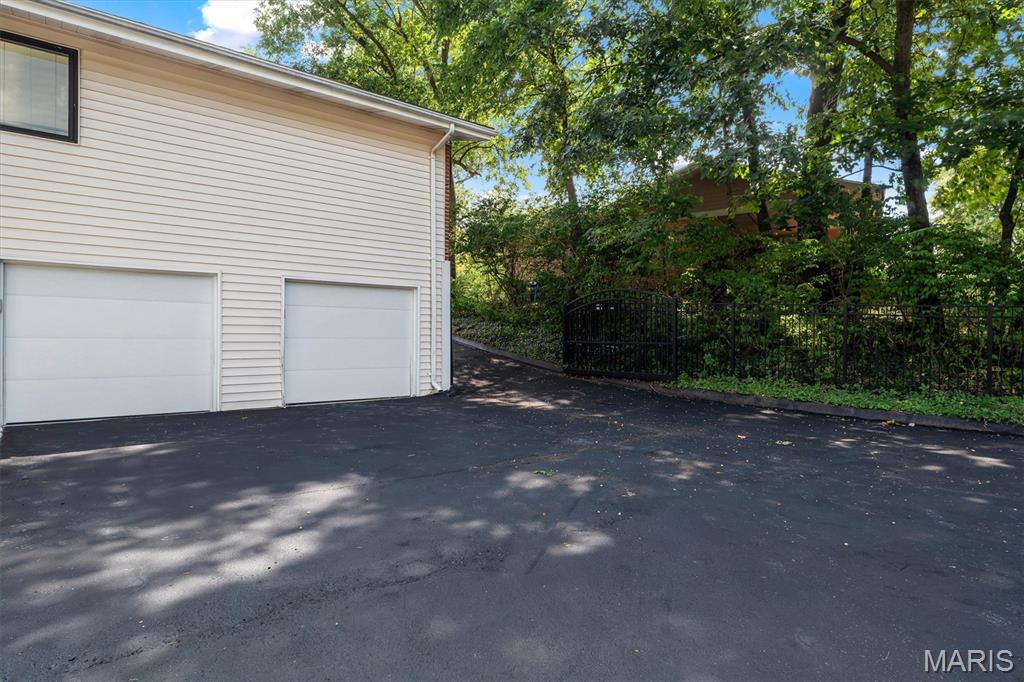 605 Forrester Drive Property Photo 47