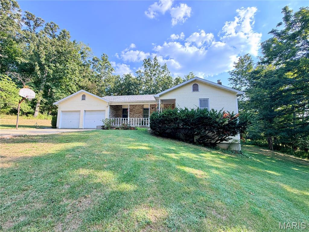 1710 Forest Place Property Photo 2