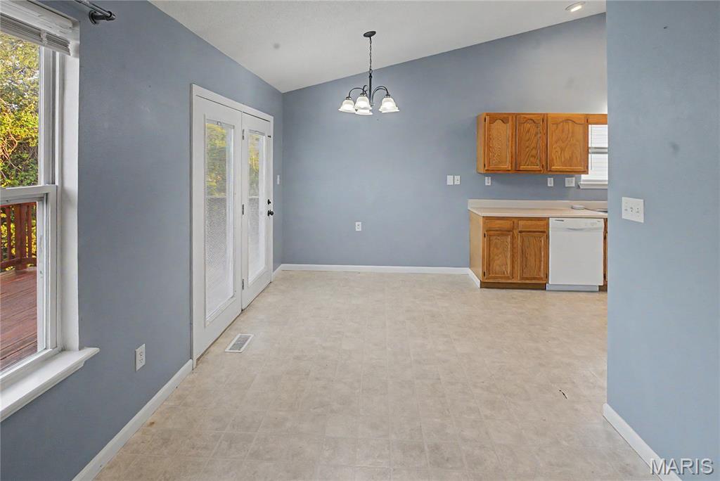 292 Arbor Circle Property Photo 11