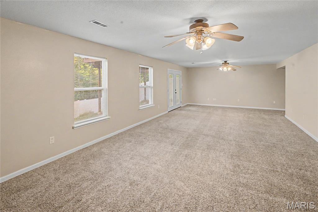 292 Arbor Circle Property Photo 24