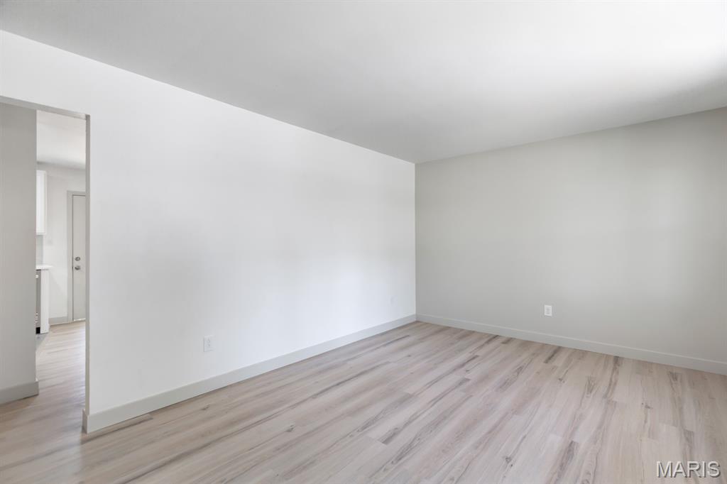 3424 La Salle Drive Property Photo 5