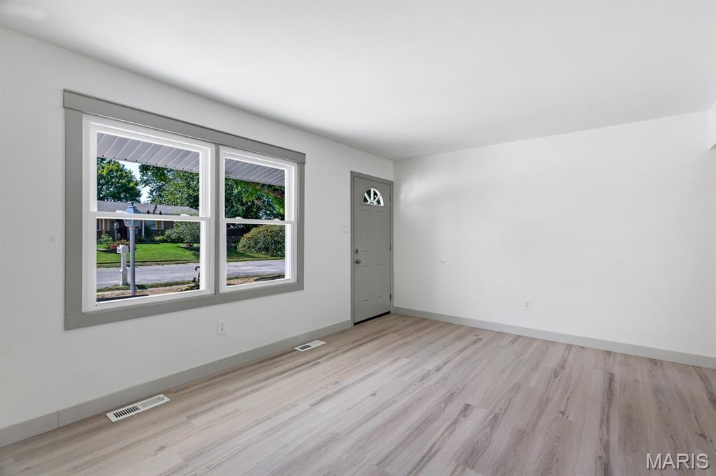 3424 La Salle Drive Property Photo 6