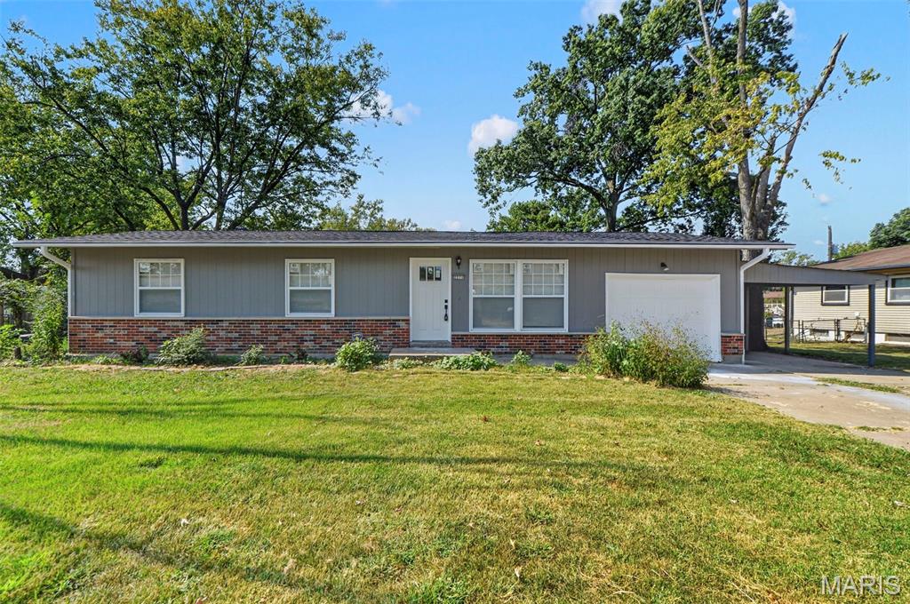 2271 Cessna Drive Property Photo 2