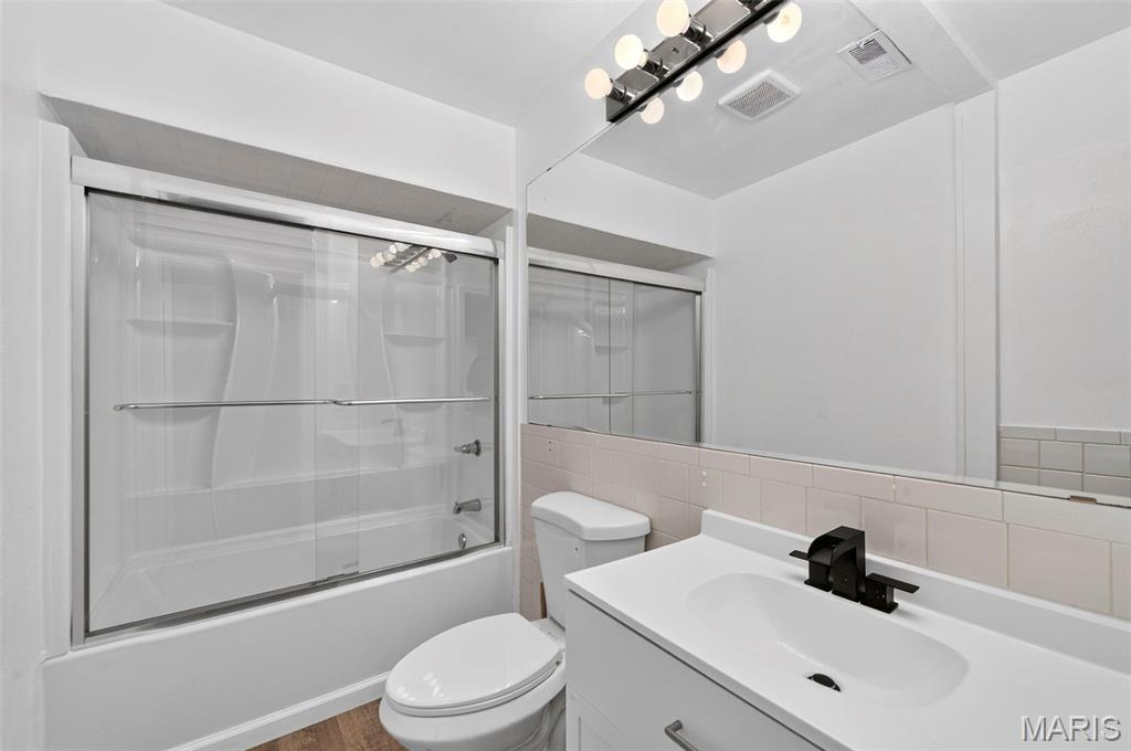 2271 Cessna Drive Property Photo 21