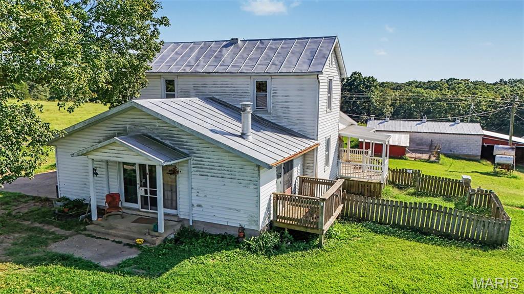 4176 Highway E Property Photo 9