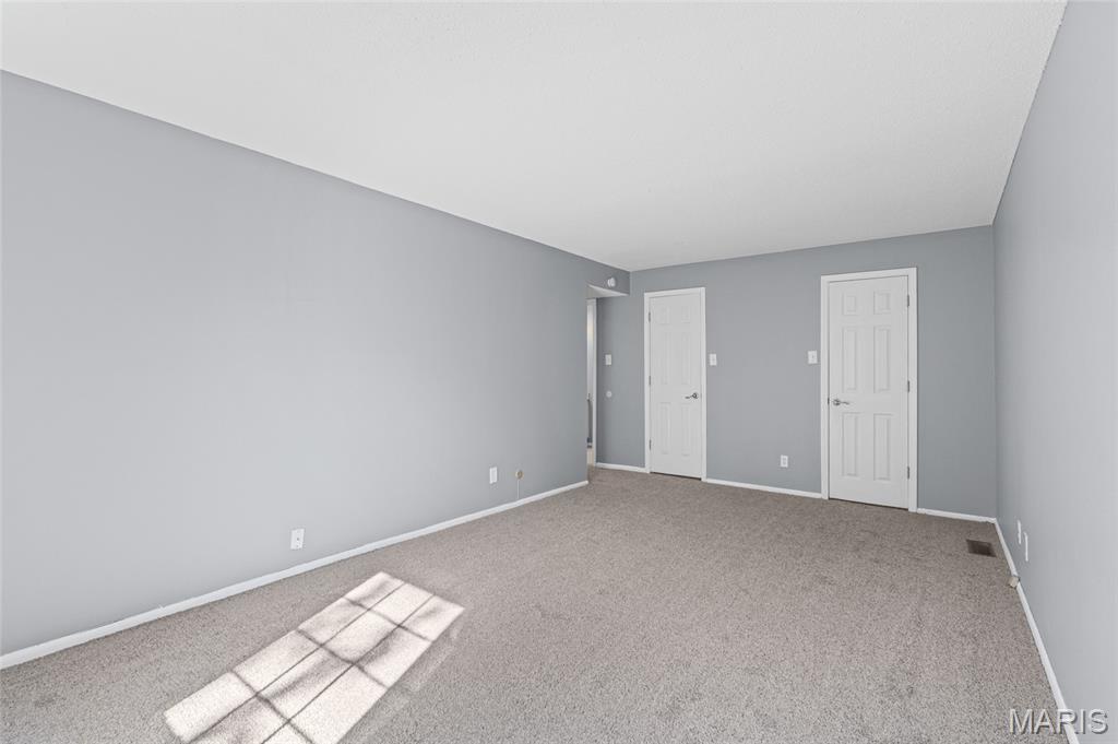 10381 Oxford Hill Drive 1 Property Photo 16