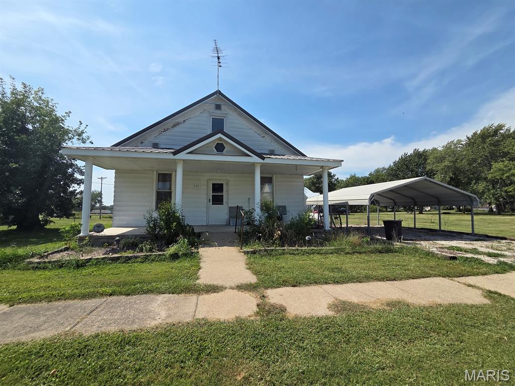 111 N Banner Street Property Photo 2