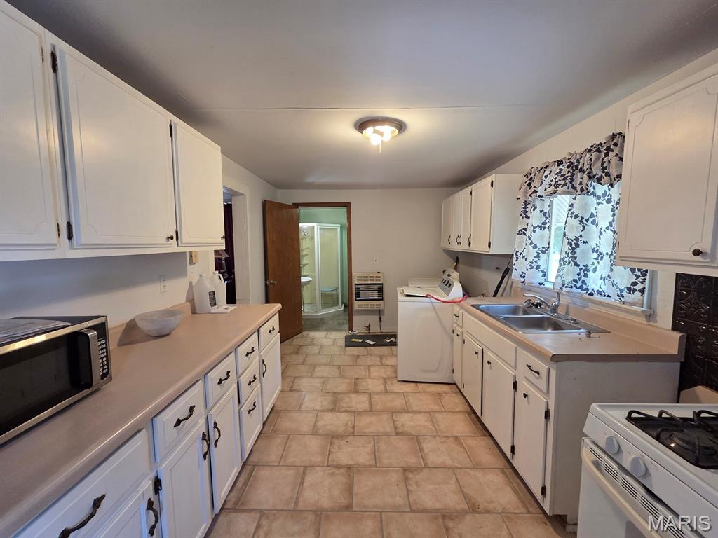 111 N Banner Street Property Photo 7