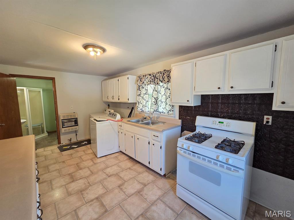 111 N Banner Street Property Photo 8