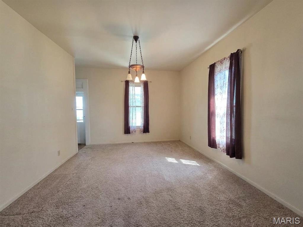 111 N Banner Street Property Photo 9
