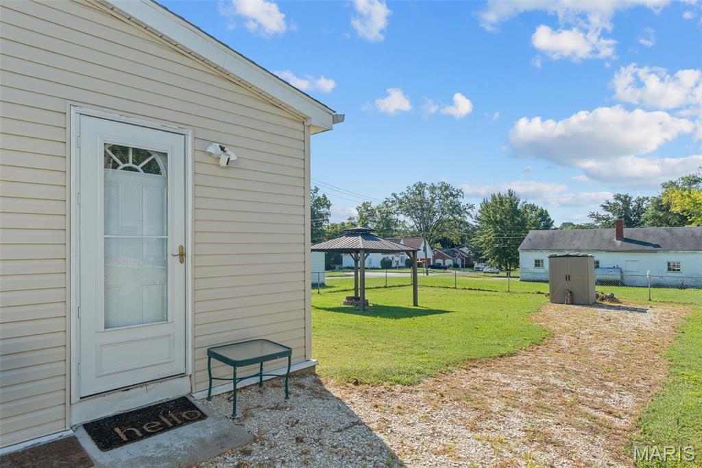 626 E 7th Street Property Photo 27