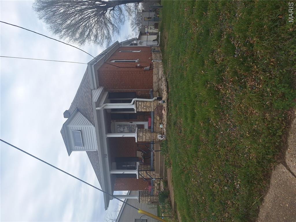 711 W 9th Street Property Photo 1