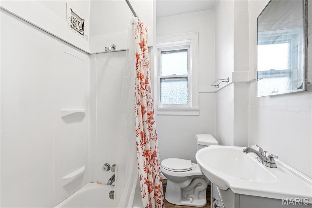 4763 Goethe Avenue Property Photo 7