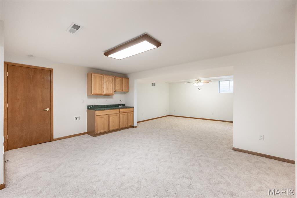 876 Clemson Avenue Property Photo 24