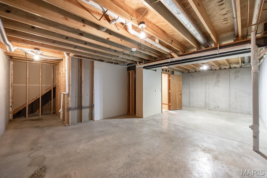 876 Clemson Avenue Property Photo 29