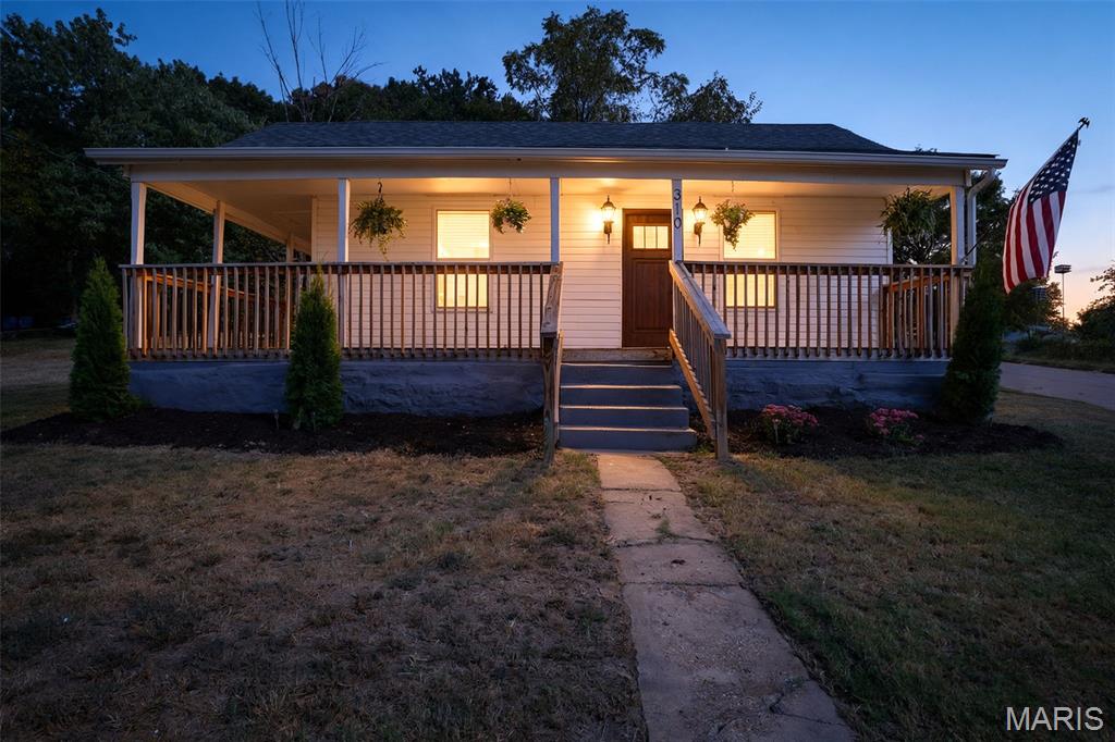 310 Donaldson Street Property Photo 1
