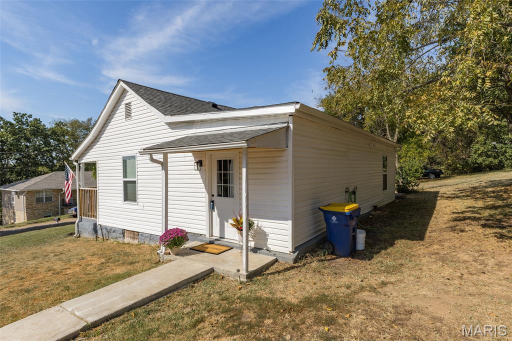 310 Donaldson Street Property Photo 5
