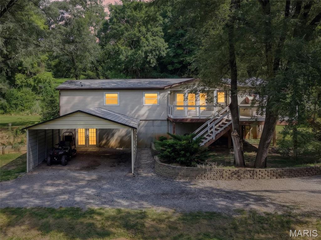 2741 Mullins Road Property Photo 1
