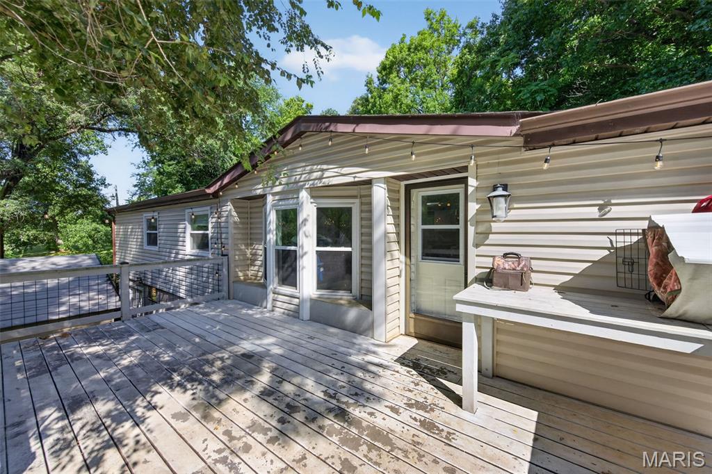 2741 Mullins Road Property Photo 2