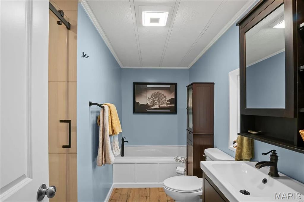 2741 Mullins Road Property Photo 17