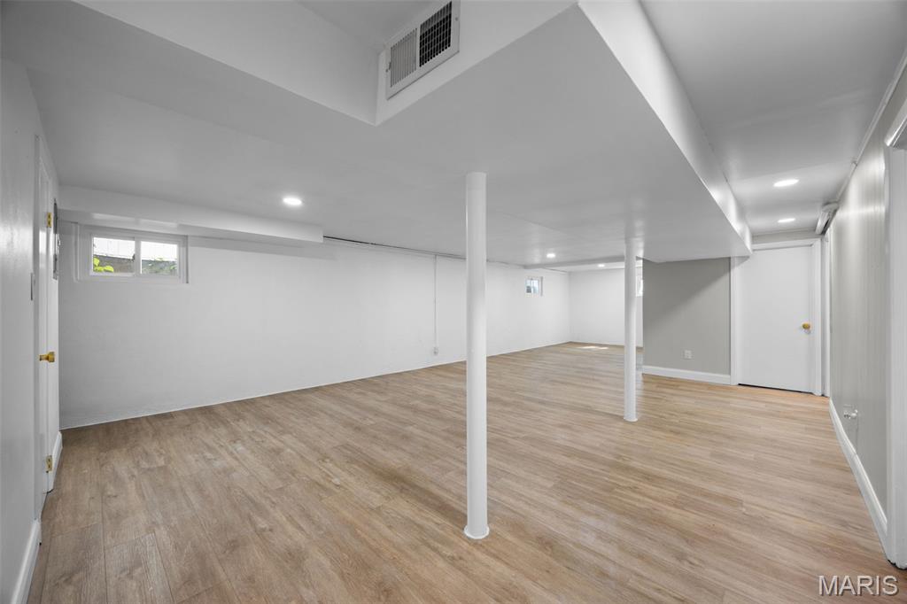 8816 Bridgeport Avenue Property Photo 24