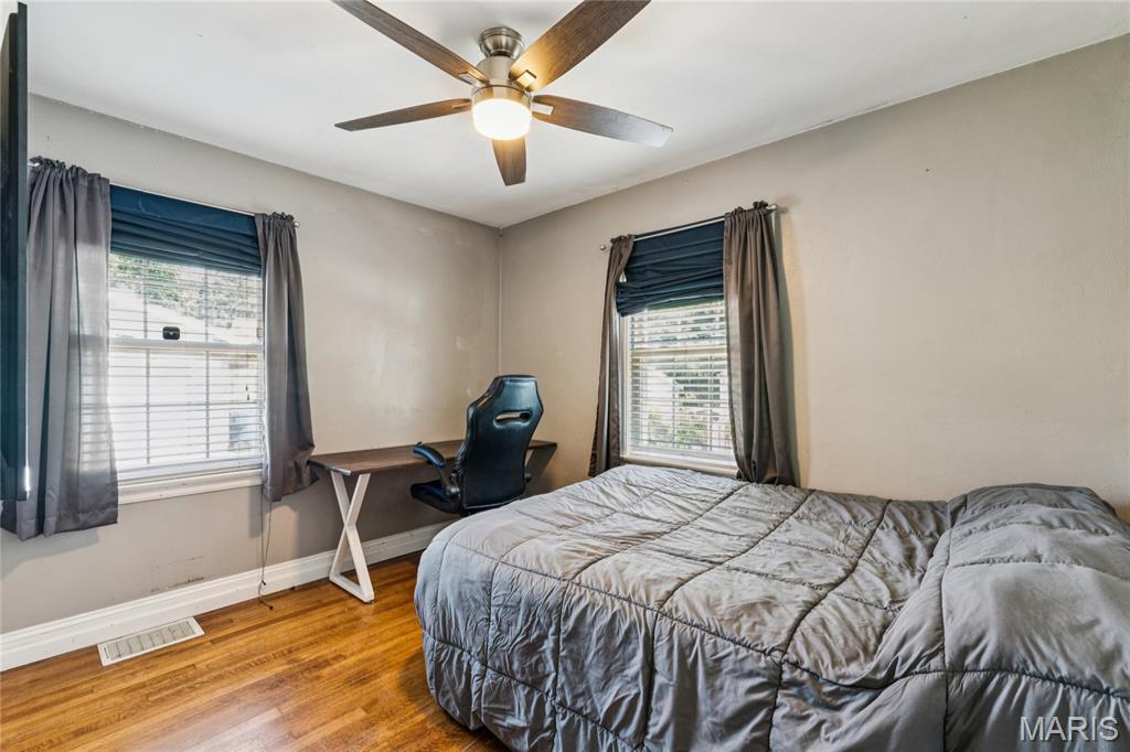 918 Perry Street Property Photo 18