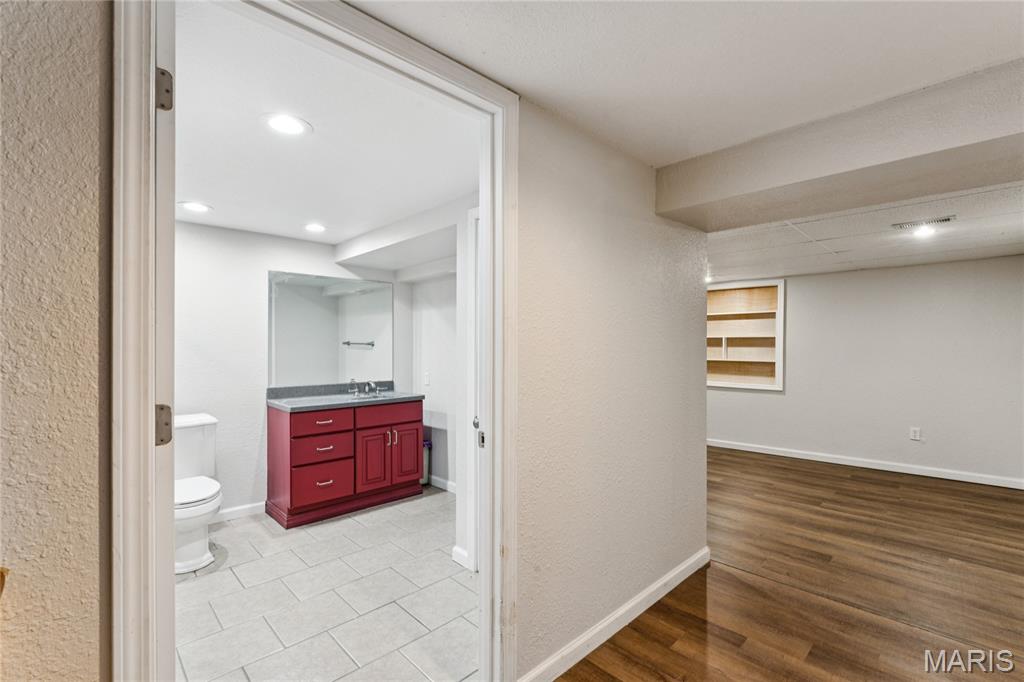 918 Perry Street Property Photo 21