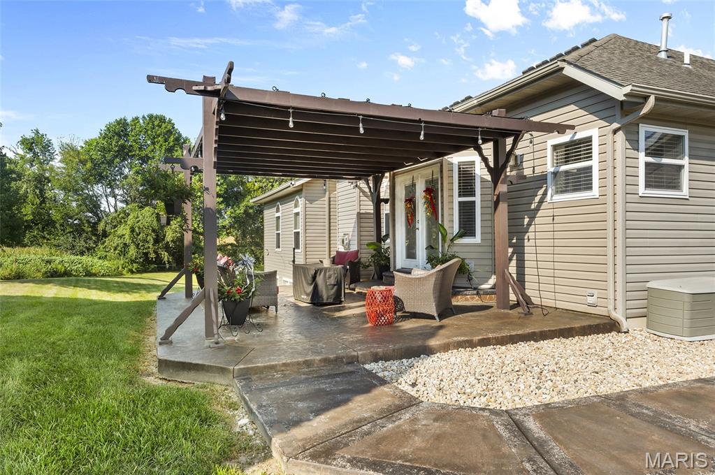 2033 Grandview Drive Property Photo 13