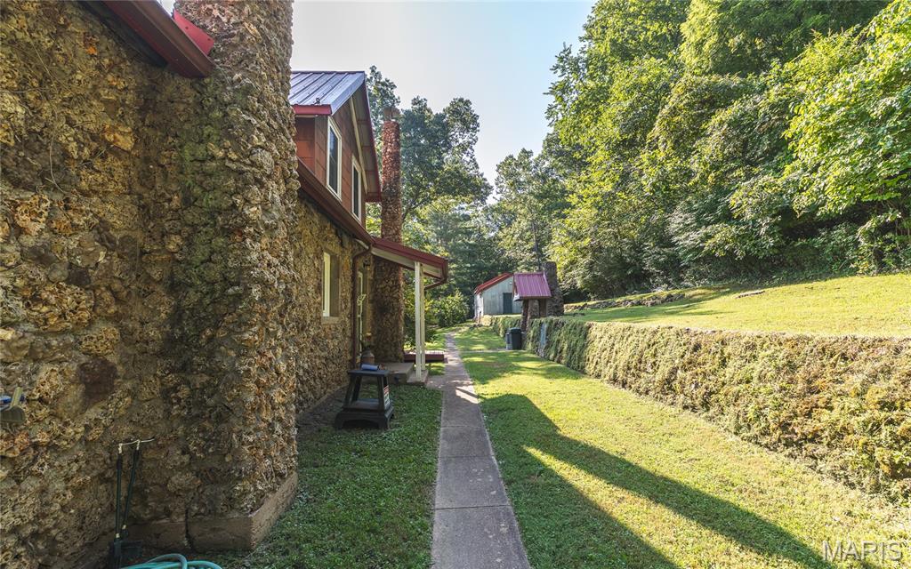385 Highway V Property Photo 31